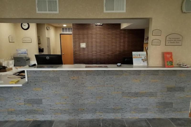 Country Inn & Suites By Radisson Auburn In 5