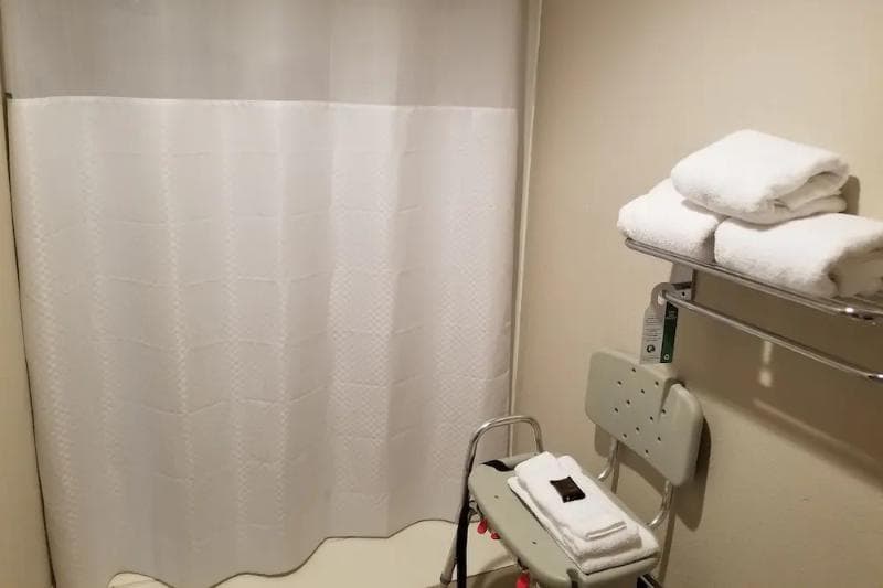 Country Inn & Suites By Radisson Auburn In 3