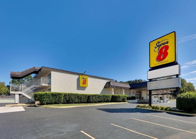 Super 8 By Wyndham Fort Smith 5