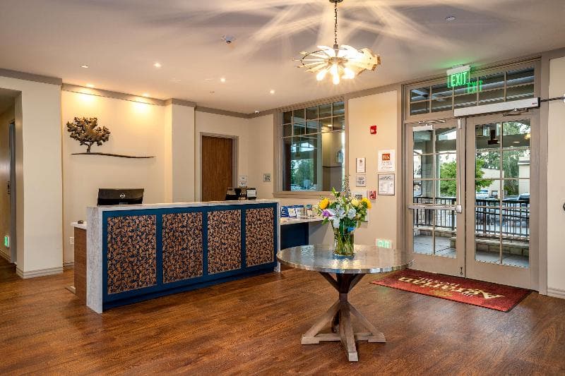The Agrarian Hotel, Bw Signature Collection 5