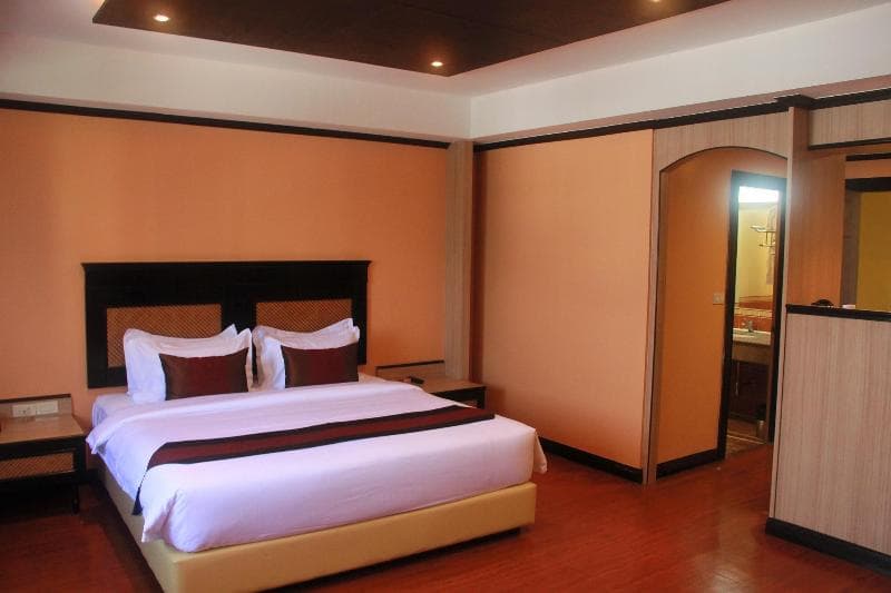 M Hotel photo 1