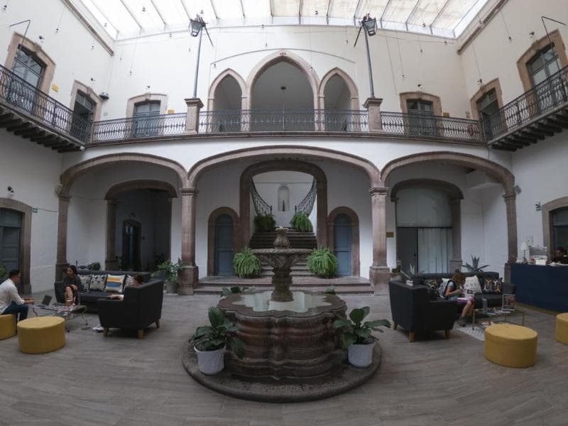 Hotel Markee 1