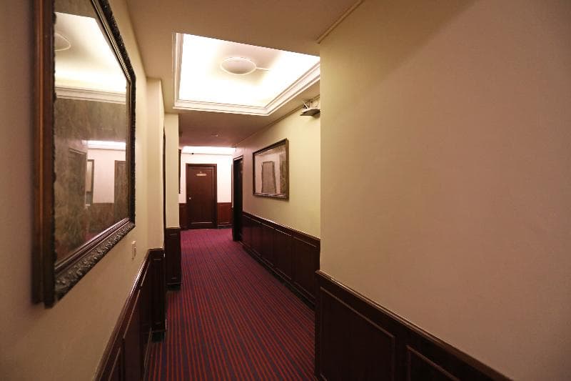 Hamilton Hotel 5