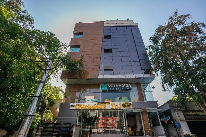 Vihaari 24 Business Hotel 4