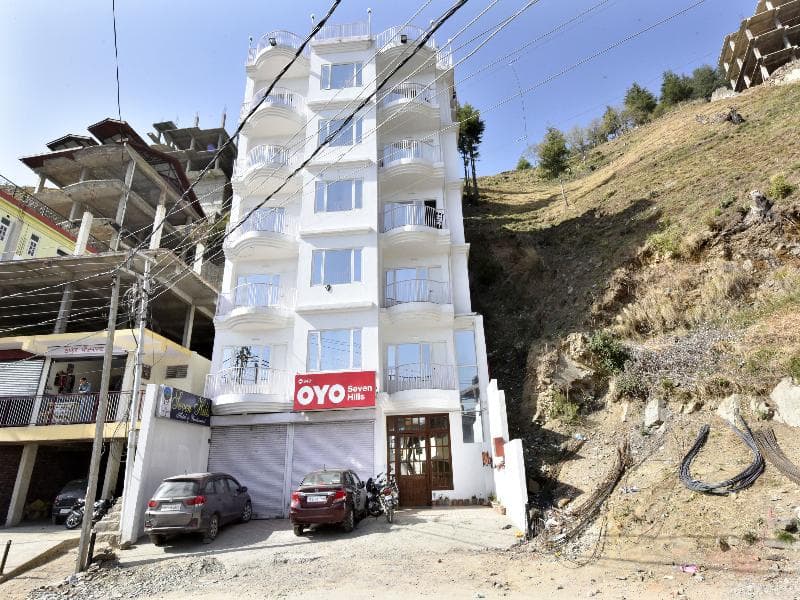 Oyo Flagship 8421 Hotel Seven Hills main