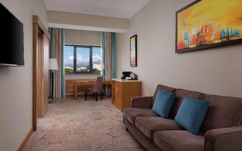 DoubleTree by Hilton Almaty 5