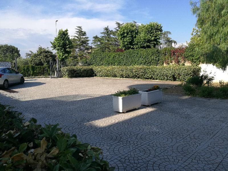Garden Inn 3