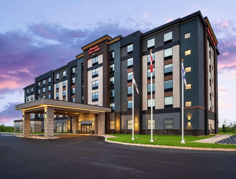 Hampton Inn & Suites Charlottetown 2