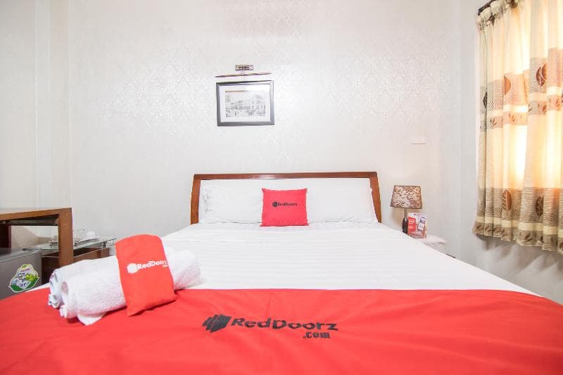 Reddoorz Near Lotte Center Hanoi main
