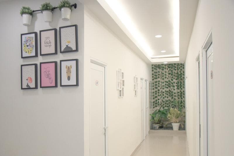 Reddoorz Plus Syariah Near Manggarai Station 3 2
