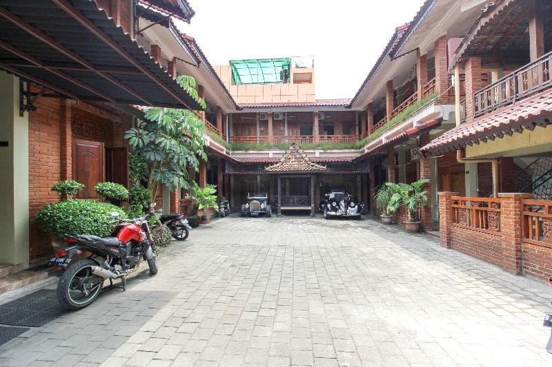 Reddoorz Near Amikom Yogyakarta 2 3