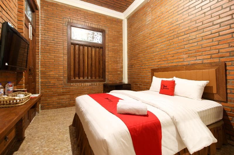 Reddoorz Near Amikom Yogyakarta 2 photo 1