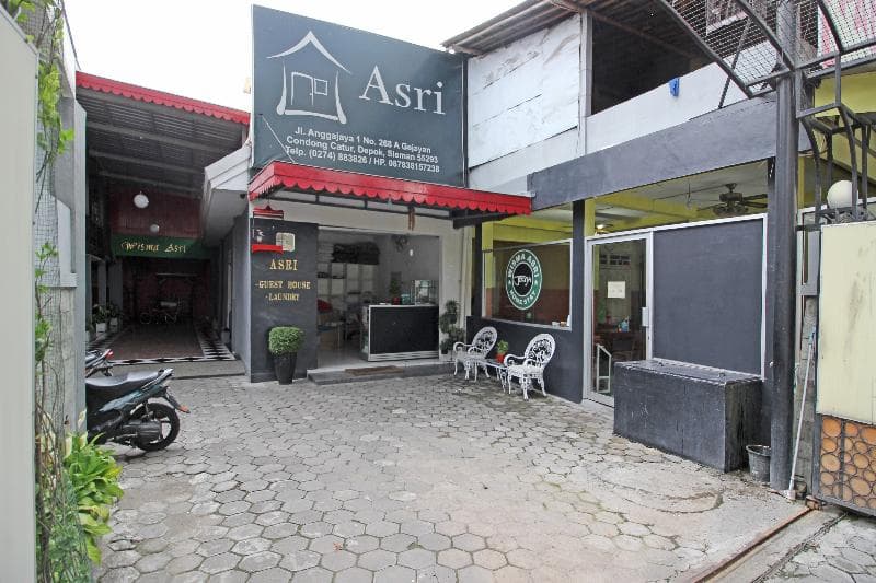 Reddoorz Near Terminal Condong Catur 4