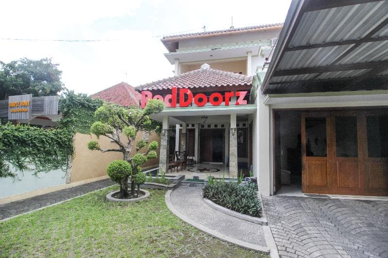 Reddoorz Plus @ Tegal Panggung 5