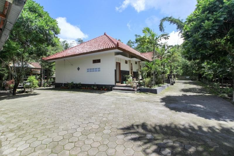 Reddoorz Near Museum Gunung Merapi 4