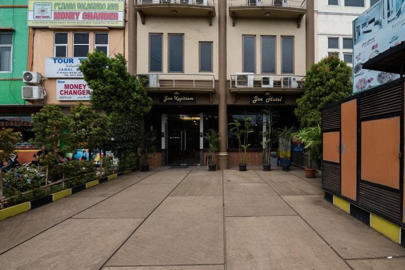 Reddoorz Plus Near Soekarno Hatta Airport 2 3