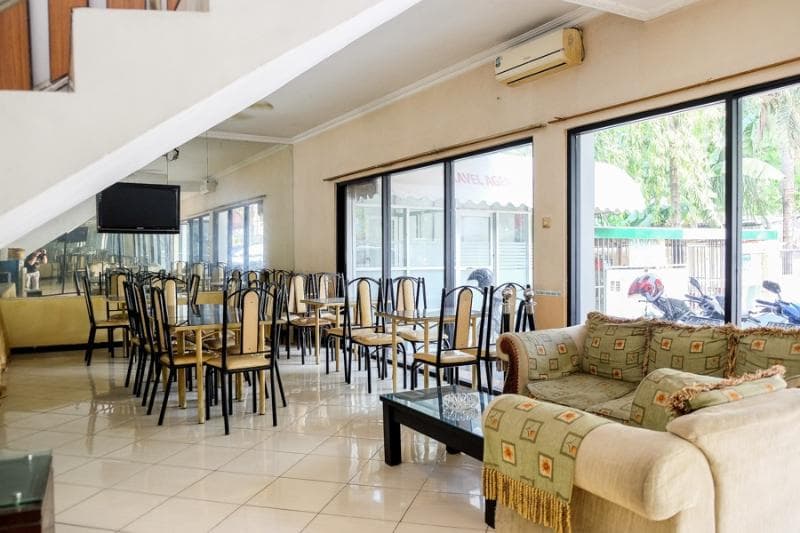 Reddoorz Near Juanda International Airport 2