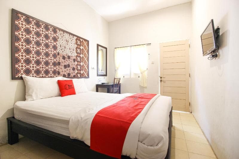 Reddoorz Syariah Near Wijilan Yogyakarta main