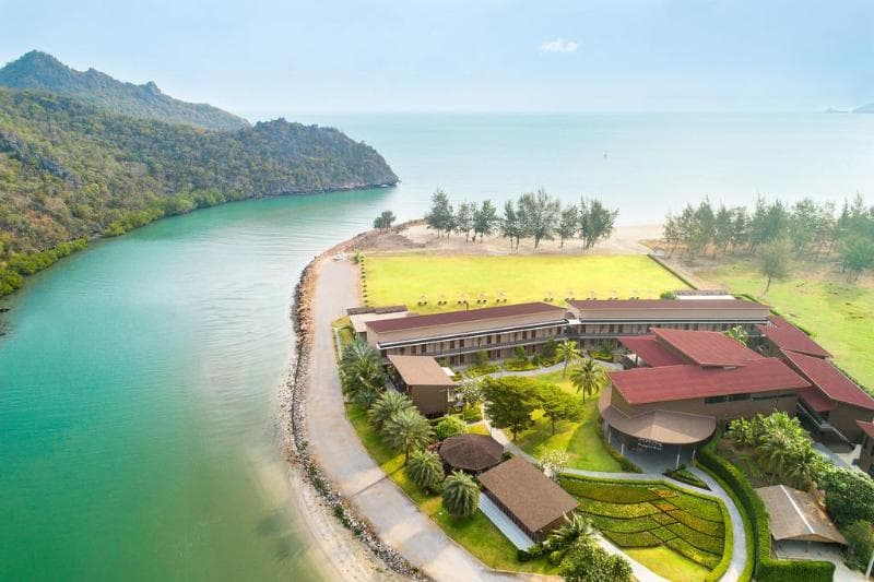 La Isla Pranburi Beach Resort 3
