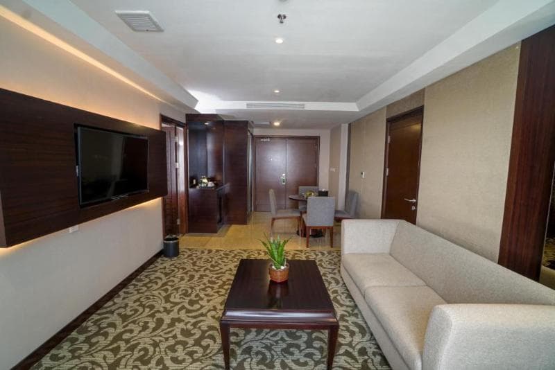 Swiss-Belhotel Serpong 4