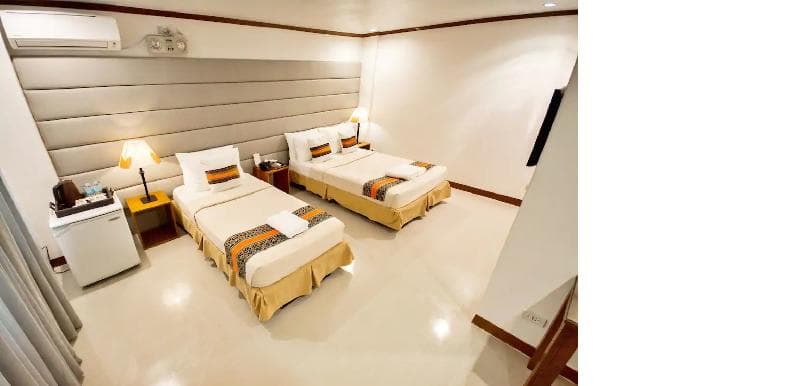 Sur Beach Resort 5