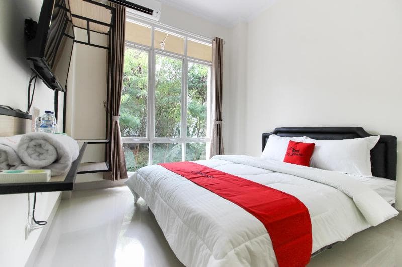 Reddoorz Near Jogja City Mall 3 photo 1