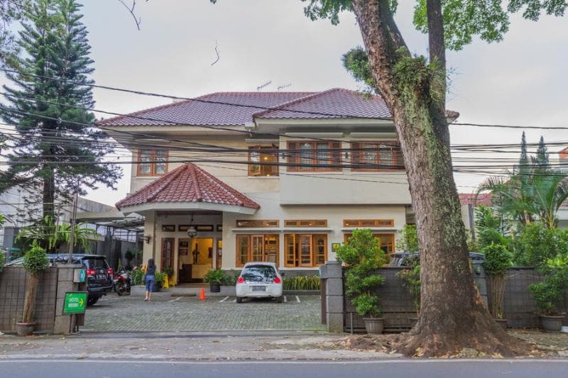 Reddoorz Near Simpang Dago 2 5