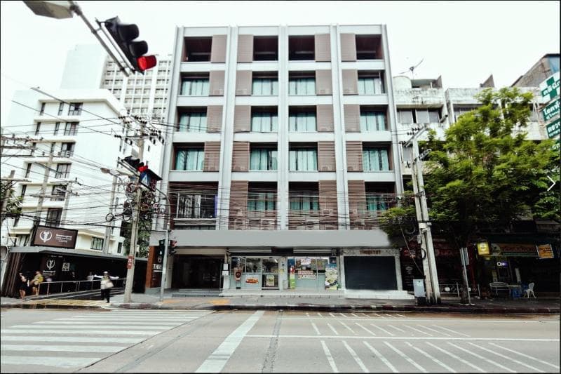 Three Sukhumvit Hotel 3