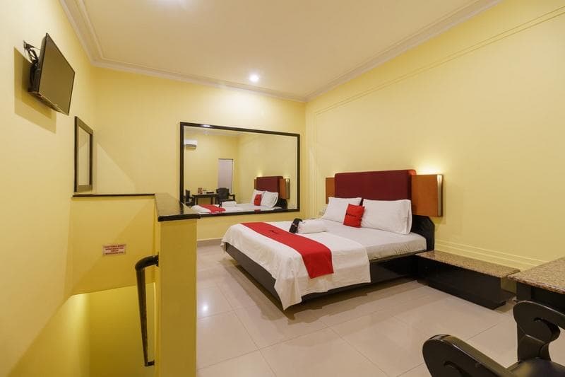 Reddoorz Plus Near Ancol photo 1