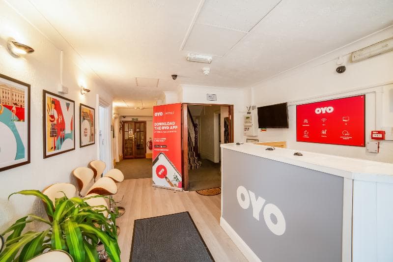 Oyo Devine Beach Hotel, Westcliff Southend-On-Sea 5