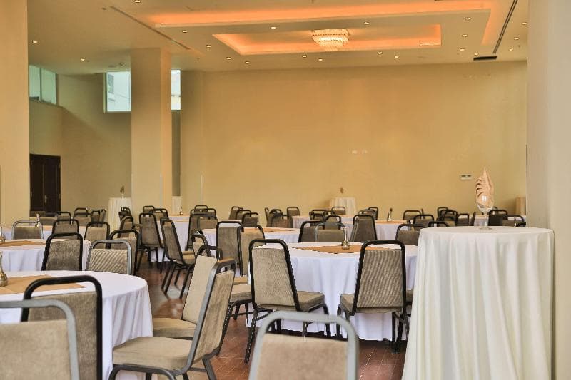 Magnolia Hotel And Conference Center 3