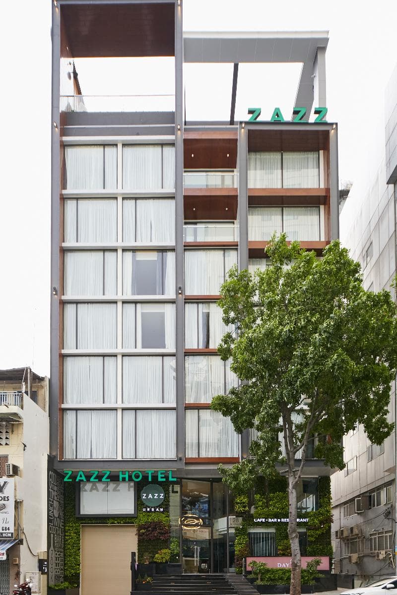 Zazz Urban Ho Chi Minh Hotel 1