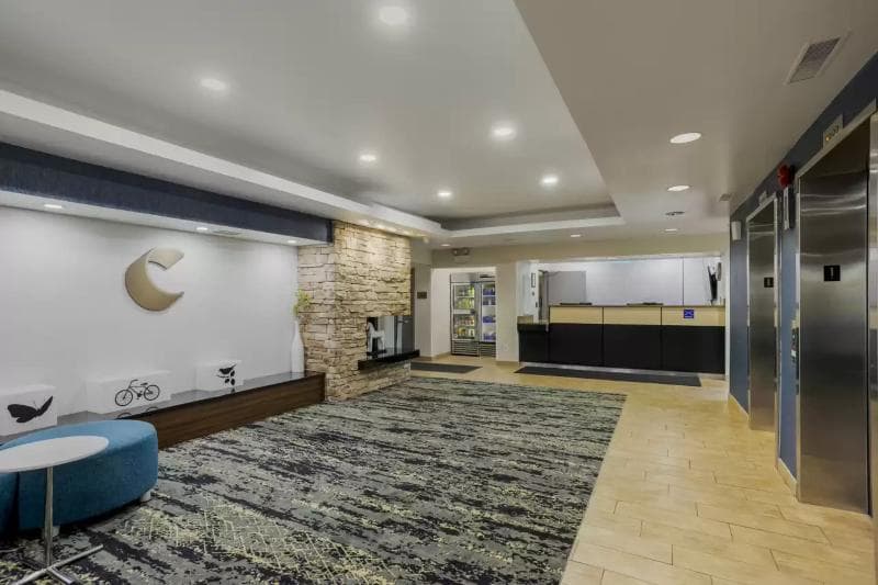 Comfort Inn & Suites Mt. Laurel-Philadelphia 3