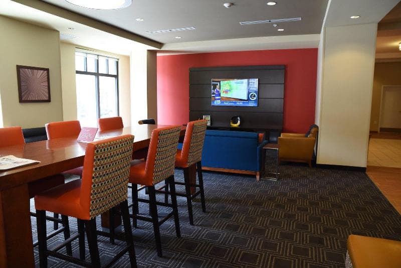 Towneplace Suites Lawrence Downtown photo 1