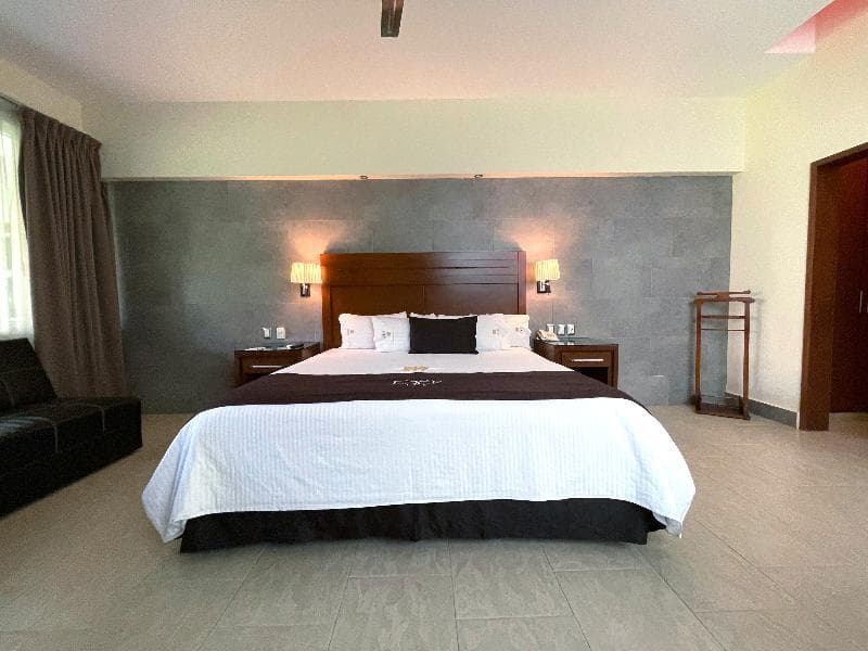 Hotel Ecce Inn 2