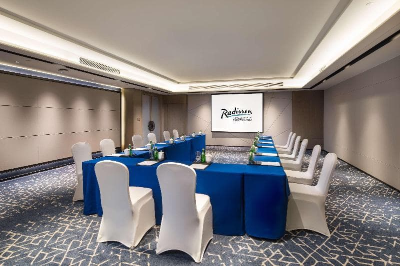 Radisson Ningbo Beilun 2