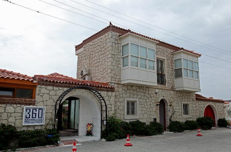 Kemerlihan Deluxe Hotel 3