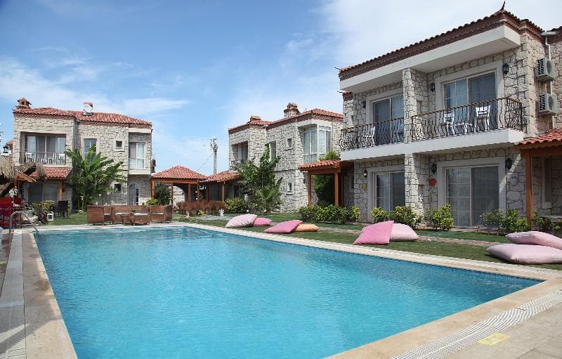 Kemerlihan Deluxe Hotel 4