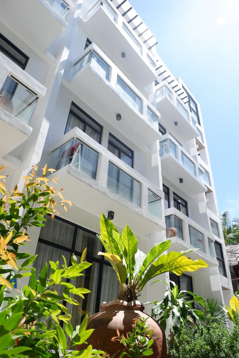 Luxx Boutique Boracay 5