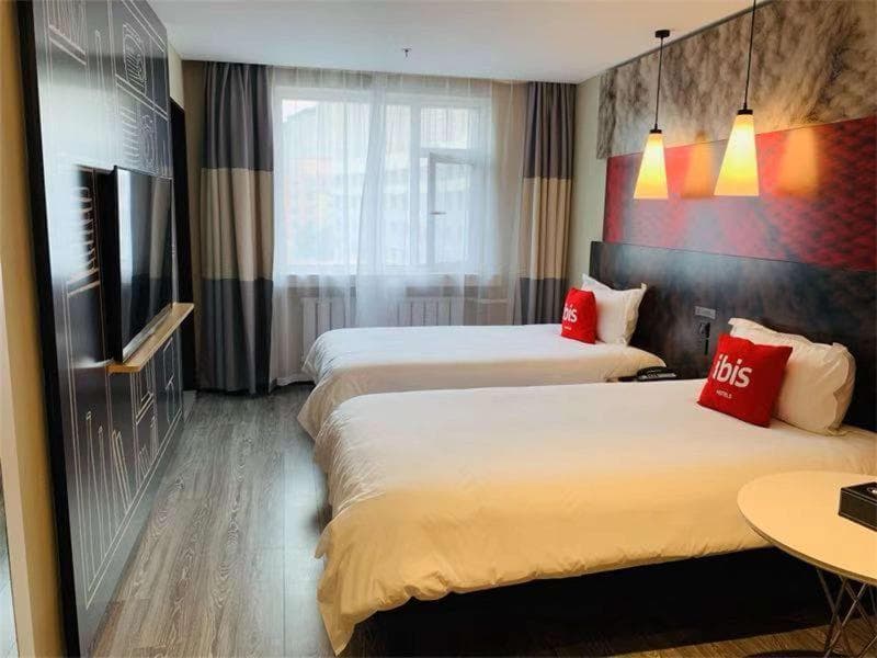 Ibis Jilin Beishan Park 5