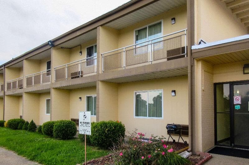 Rodeway Inn Zanesville Oh 4