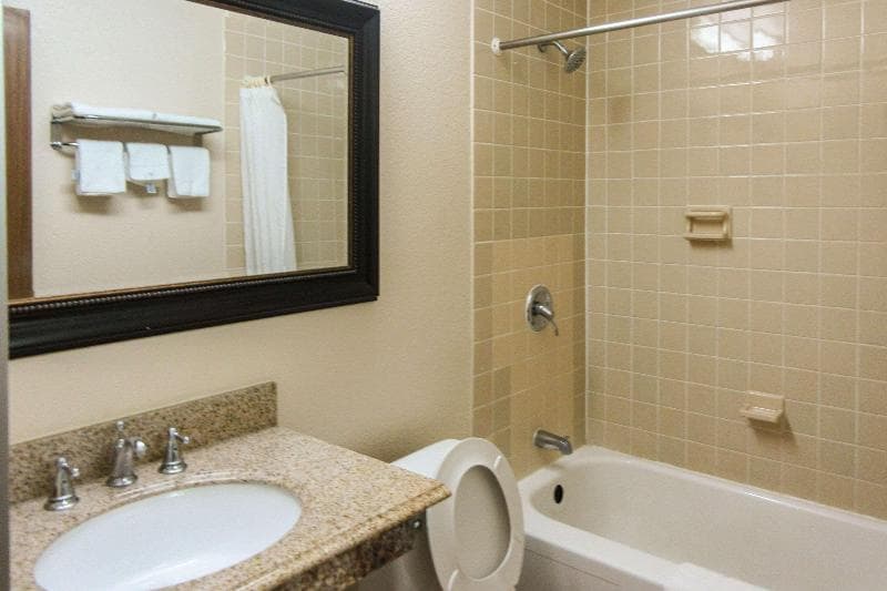 Rodeway Inn Zanesville Oh 2