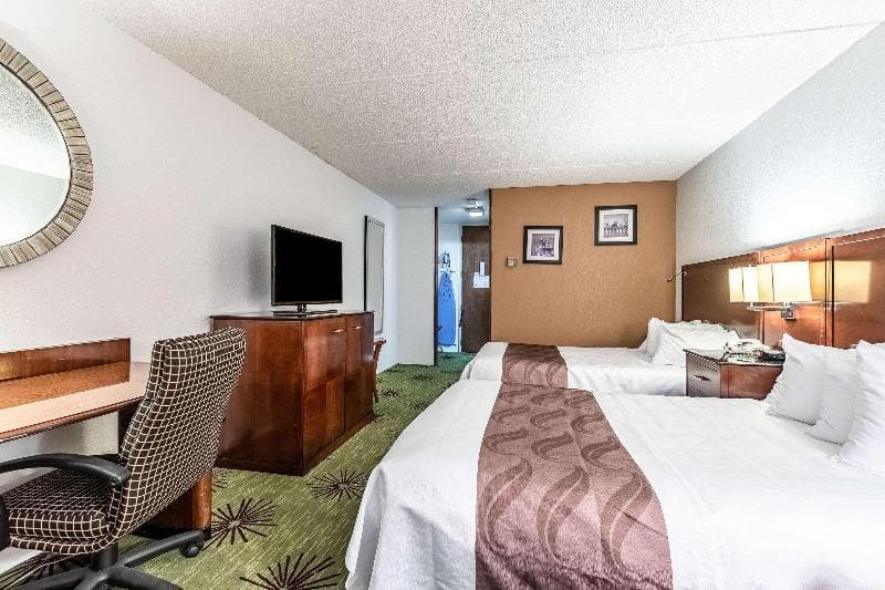 Quality Inn Suites Northside 5