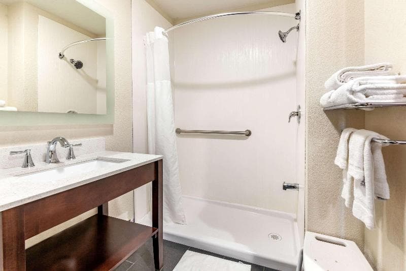 Quality Inn New London, Wi 4