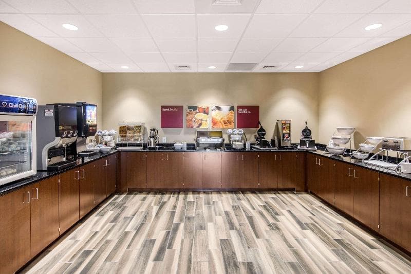 Comfort Suites 3
