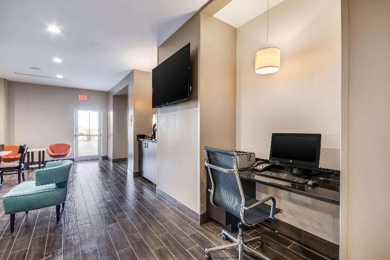 Sleep Inn Suites Yukon Oklahoma City 1