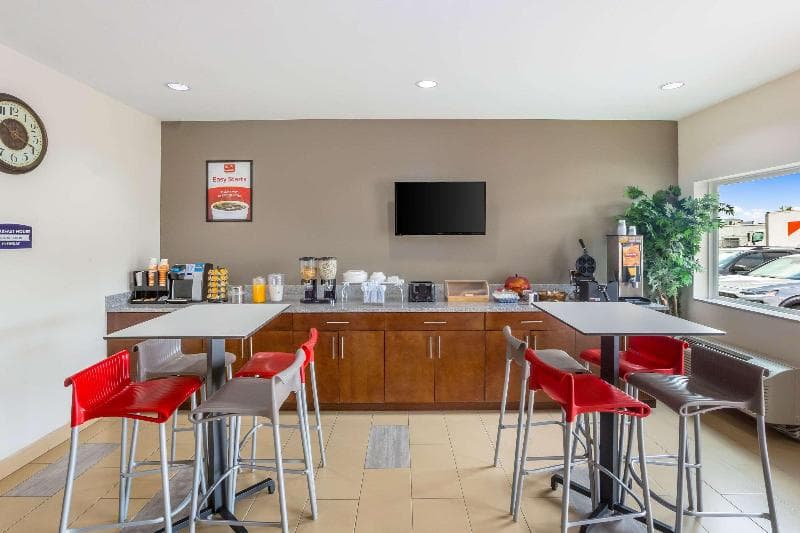 Econo Lodge Baton Rouge University Area photo 1