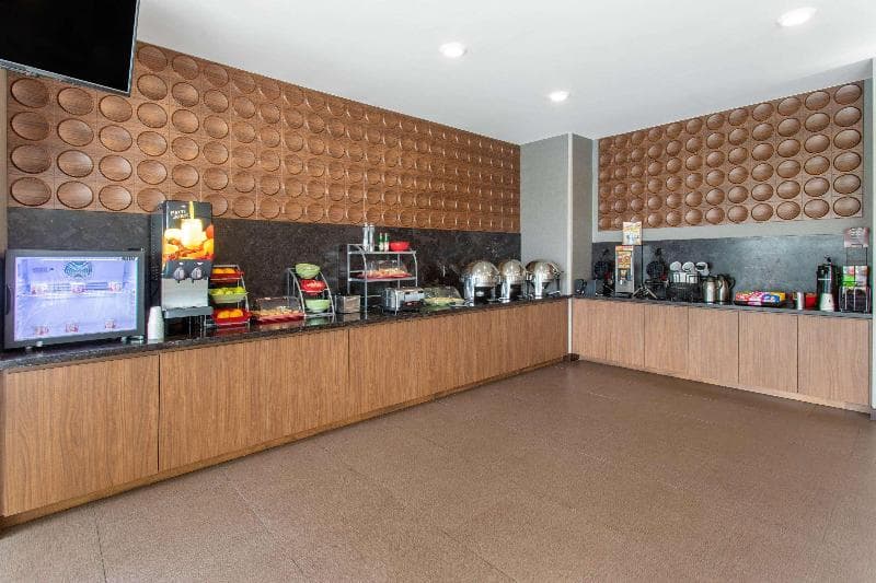 Hawthorn Extended Stay By Wyndham Loveland 3
