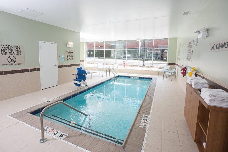 Springhill Suites Bloomington 3