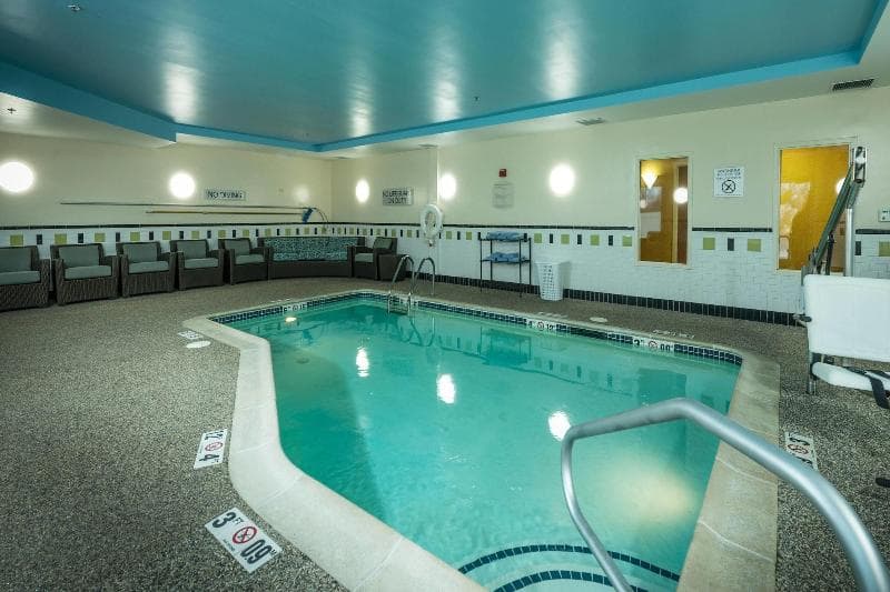 Fairfield Inn & Suites Augusta 2